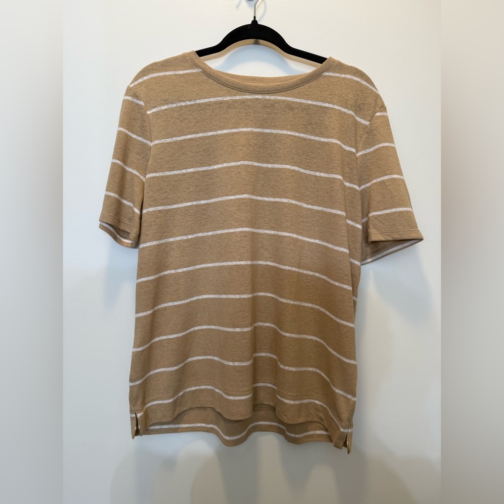 Banana Republic Short Sleeve Shirt in Tan and‎ White Stripe - Size L